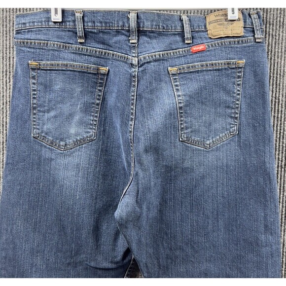 Wrangler Jeans Men 40x32 Blue Denim Pants Straight Leg Cotton Regular Fit Mexico - Picture 7 of 16